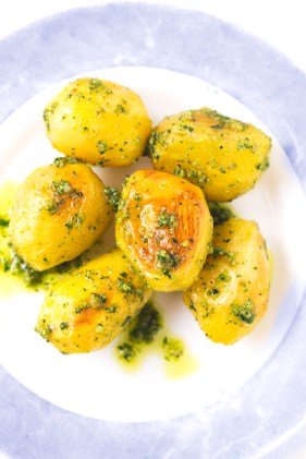patatas-asadas-con-pesto-3